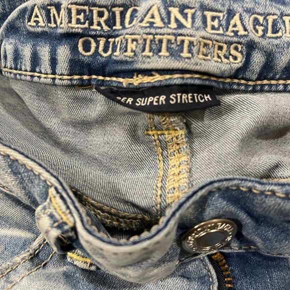 American Eagle light blue ripped stretch skinny jegging​​​​ - Picture 4 of 4